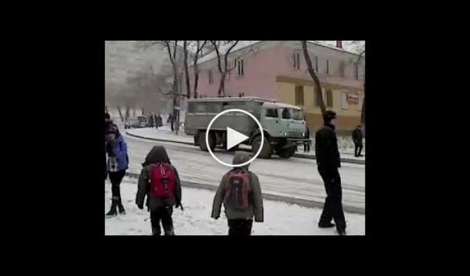 День жестянщика во Владивостоке