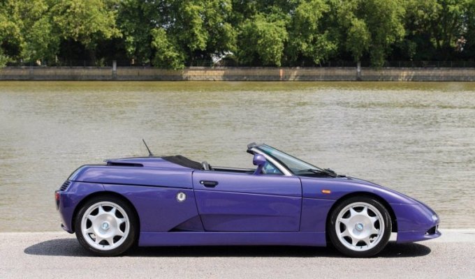De Tomaso Guara Spyder 1997-1999 – Фиолетовая редкость (10 фото)