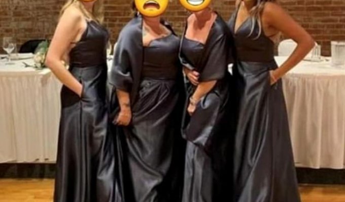 В Сети смеются над подружками невесты, которые надели платья, похожие на мусорные мешки