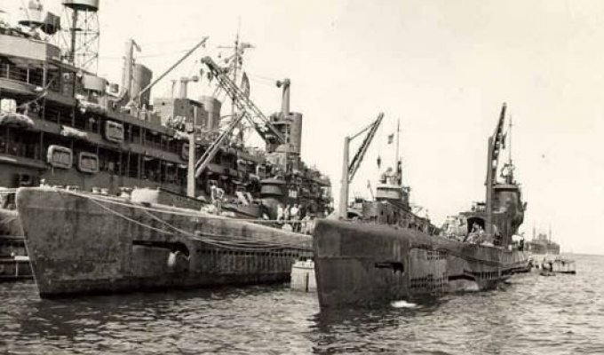Подводные авианосцы (9 фотографий)