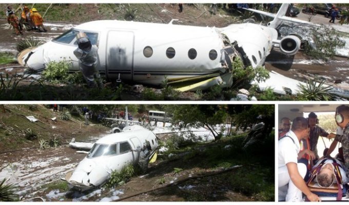 В аэропорту Гондураса самолет с пассажирами развалился на две части: видео (8 фото + 1 видео)