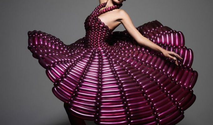 Платья из надувных шаров (7 фото)
