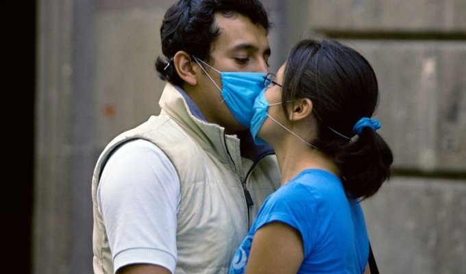  Эпидемия свинного гриппа в Мексике (21 фото)