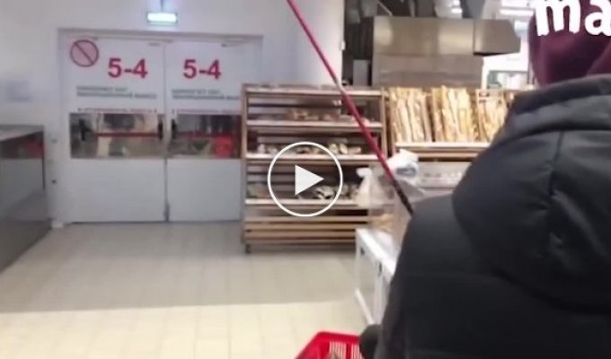 Полиция Казани задержала рыбака, пришедшего с удочкой в супермаркет