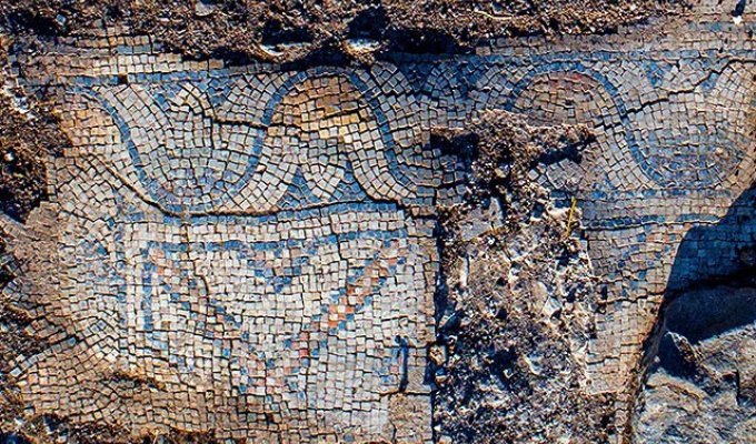 У горы Тавор в Израиле найдены руины древнего монастыря (6 фото)