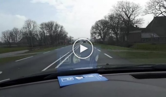 В Нидерландах демонтировали поющую дорогу