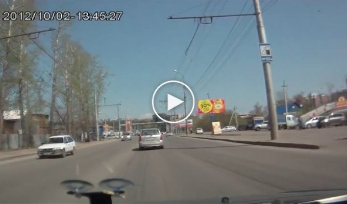Ужасная авария в Иркутске с расчленением кузова машины