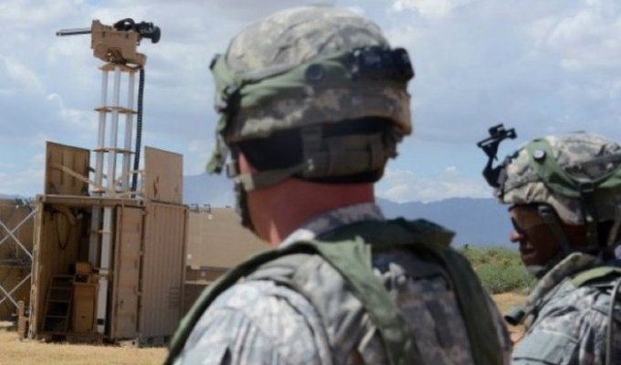 Американская армия тестирует турели для охраны военных объектов (2 фото)