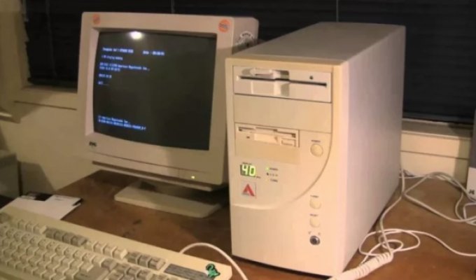 Давайте вспомним, каким был интернет около 16 лет назад (9 фото + видео)