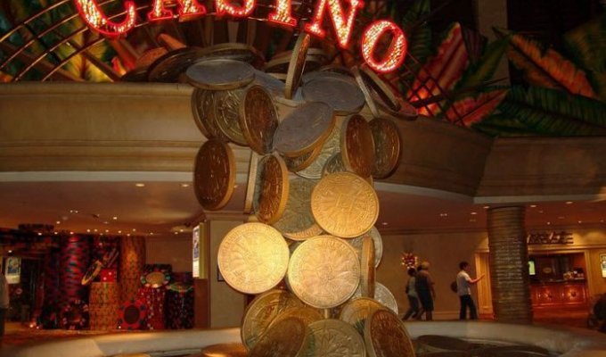 10 самых красивых казино мира (31 фото)
