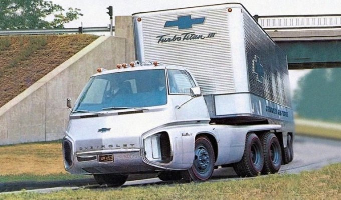 Концепт Chevrolet Turbo Titan III с газотурбинным мотором (9 фото)
