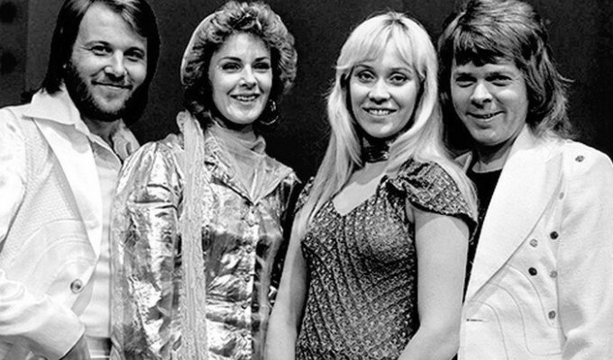 Песни группы ABBA знают все. Посмотрите, как выглядят музыканты коллектива сегодня (8 фото + 1 видео)