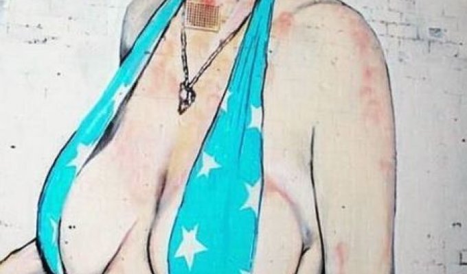 Уличный художник Lushsux дорисовал никаб к изображению Хиллари Клинтон (2 фото)