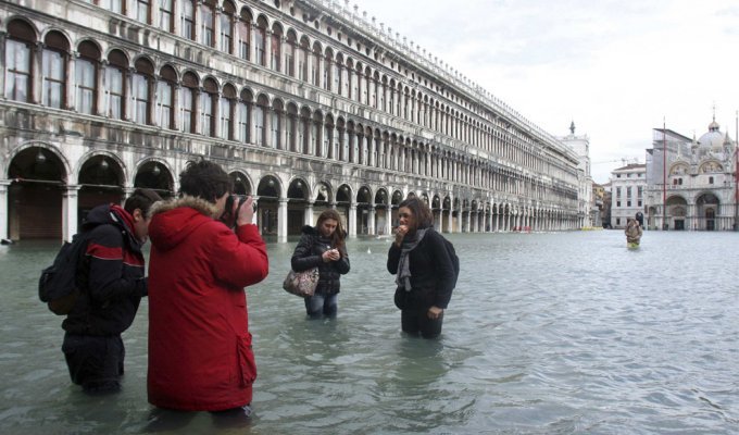  Венеция под водой. Часть 2 (25 фото)