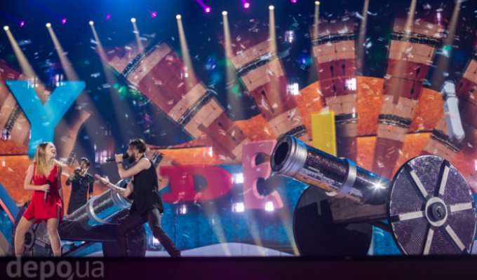 Гламурные пушки и раздвоение личности: Чем удивили вторые полуфиналисты Евровидения