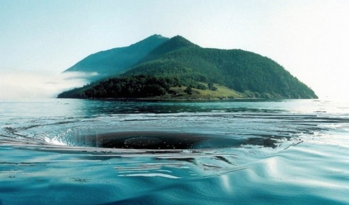Тайны озера Байкал (7 фото)