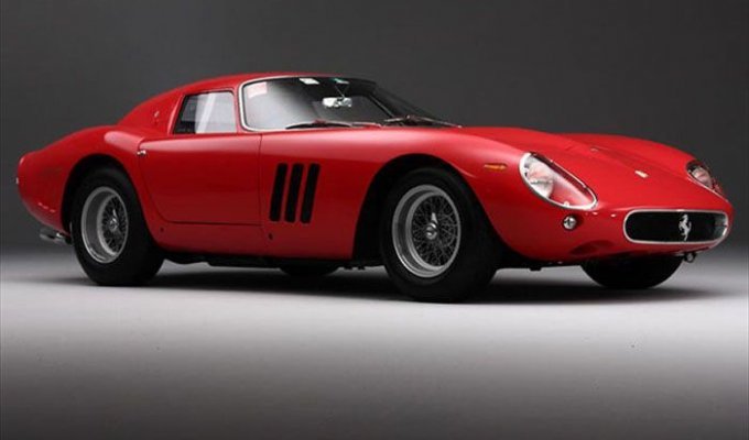 10 автомобилей Ferrari для инвестиций (11 фото)
