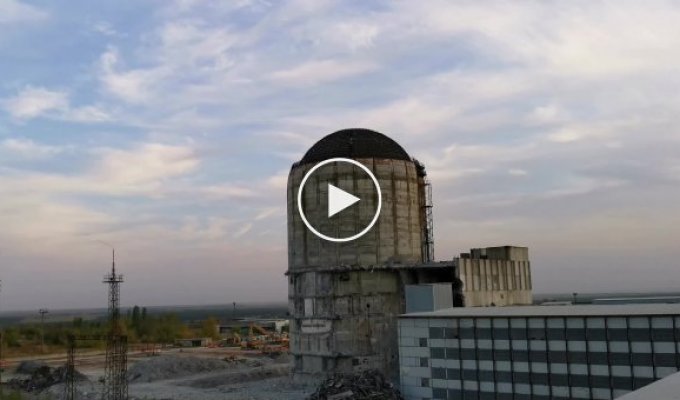 В Воронеже третий раз пытаются взорвать купол атомной станци