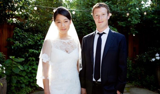 Самый богатый холостяк в мире женился! (2 фото)