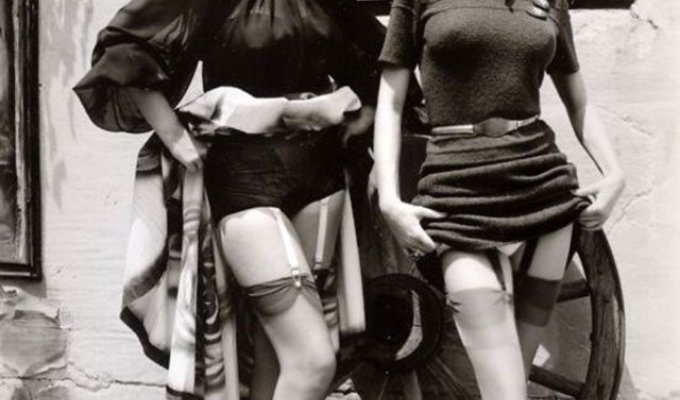 Девушки 50-х годов (21 фото)