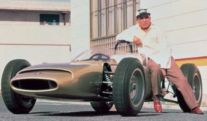 «Японский Генри Форд»: история Соичиро Хонды — легендарного изобретателя и основателя Honda (9 фото)