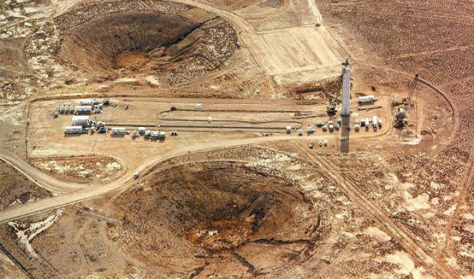 25 лет исполняется со дня закрытия Семипалатинского ядерного полигона (16 фото)