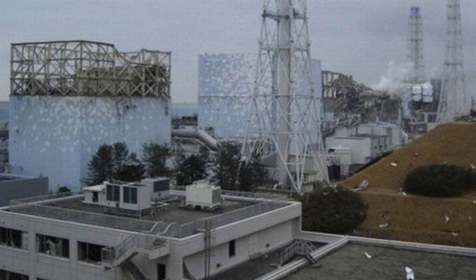 АЭС "Фукусима-1": эксперты не исключают ухудшения ситуации (69 фото)