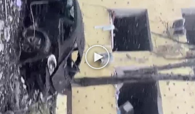 Еще одно видео последствий террористических обстрелов детской больницы в Мариуполе