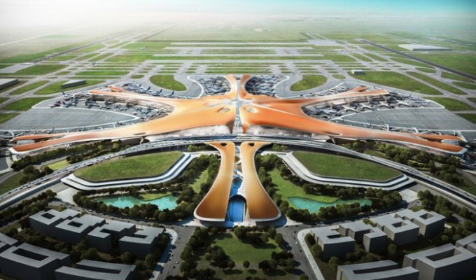 Самый большой в мире терминал аэропорта (3 фото)