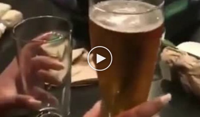Разница между большим и маленьким бокалом пива