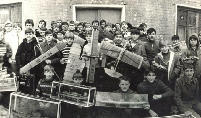Детские кружки в СССР (21 фото)