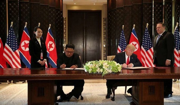 Трамп и Ким Чен Ын подписали соглашение по итогам встречи в Сингапуре (13 фото + 3 видео)
