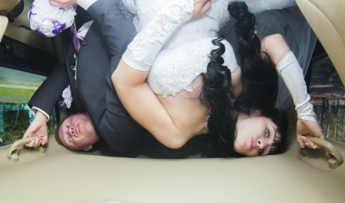 Дичайший треш во мгле кутежа: «самые лучшие» свадебные фото из России (24 фото)