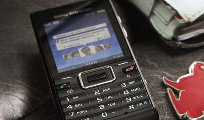 Sony Ericsson представила новые экологичные телефоны