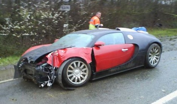 Bugatti Veyron, которая стоит 1,192,057$
