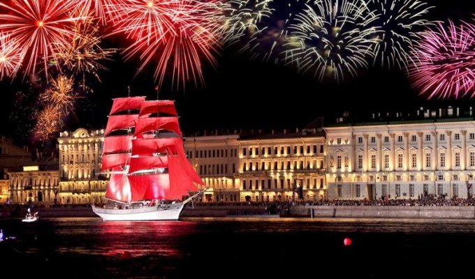 «Алые паруса» признали лучшим праздником в мире (12 фото + 4 видео)