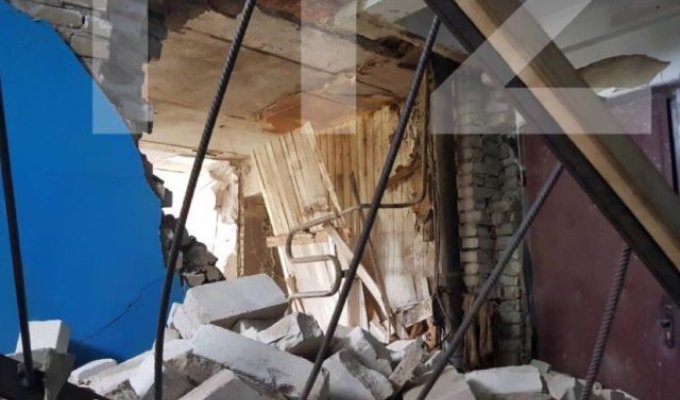 Последствия взрыва бойлера в квартире (3 фото)