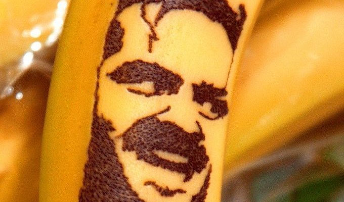 Невероятный банановый арт (10 фото)