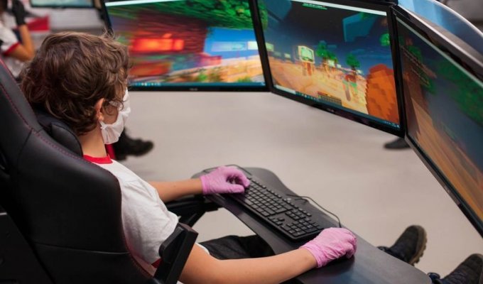 Подумайте несколько раз прежде, чем отчитывать детей за компьютерные игры (4 фото + 1 видео)