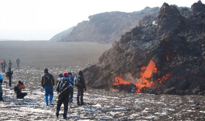 Извержение вулкана в Исландии (18 фото)
