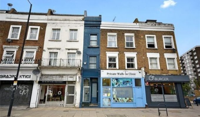 В Лондоне выставили на продажу "самый узкий дом" в городе за 1,3 миллиона долларов (9 фото)