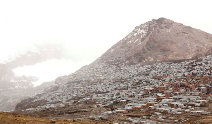 Самый высокогорный город в мире (15 фото)