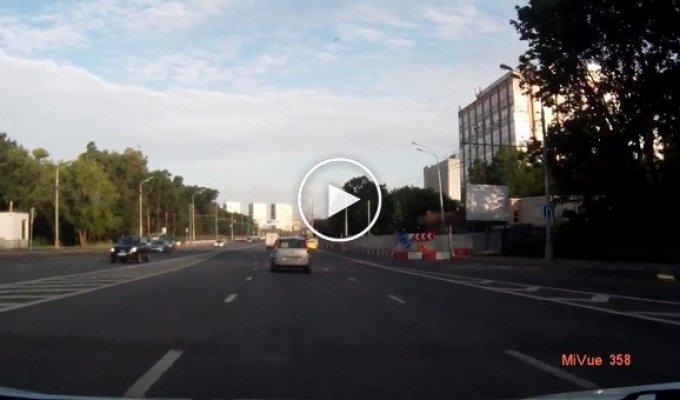 Мажор устроил крупное ДТП на Волоколамском шоссе