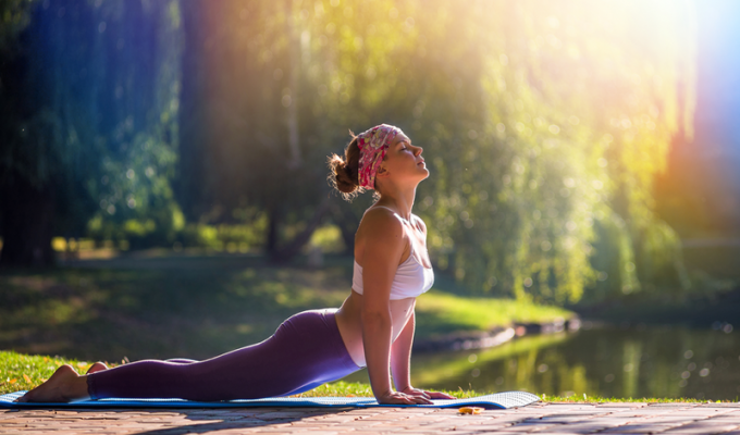 Британские учёные выяснили, что йога и медитация раздувают самооценку (5 фото)