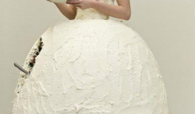 Свадебное платье-торт (3 фотографии)