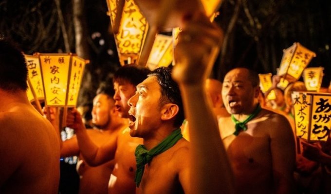 Японцы отменяют голый фестиваль из-за слишком старого населения (7 фото)