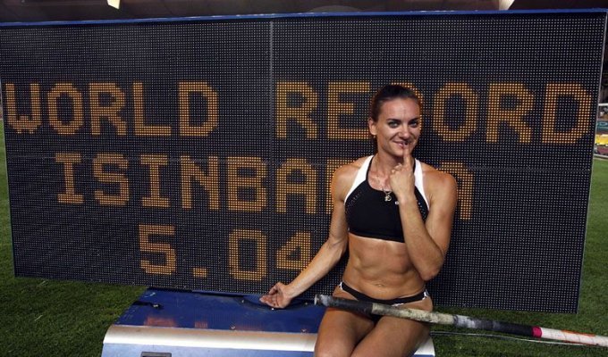  Очередной мировой рекорд Елены Исинбаевой (7 фото)