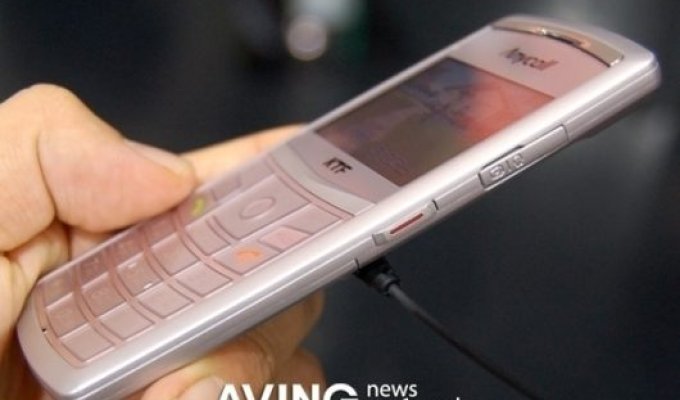 Samsung V9900 – еще один ультратонкий телефончик
