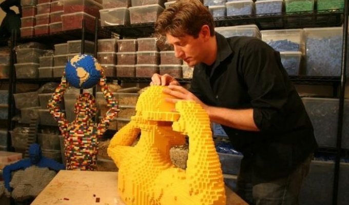 Огромные конструкторы Lego (32 фото)