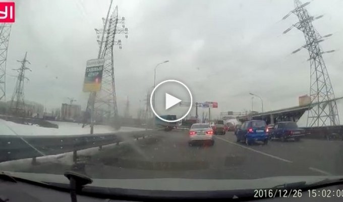 Говорите Вы можете контролировать ситуацию на дороге, тогда посмотрите это видео